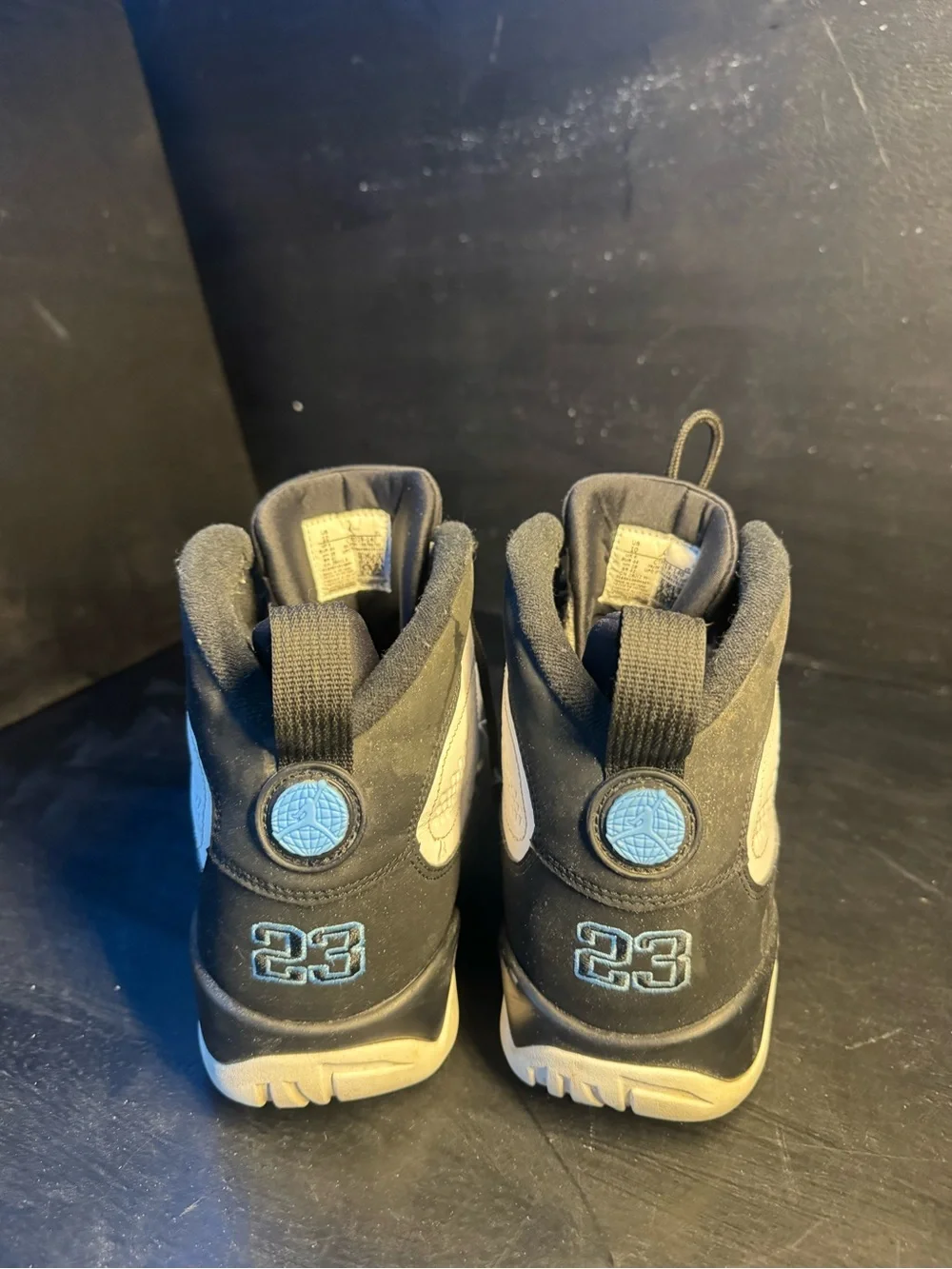 Jordan 9 -Top Sneakers in Light Gray and Black with Blue no insole